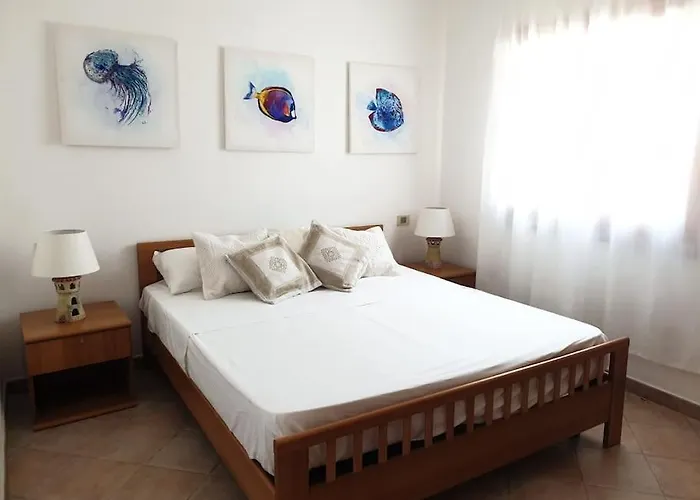 Vakantiehuis Comfortable Close To The Beach