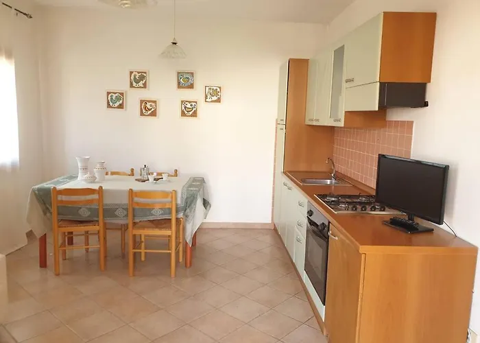 Comfortable Close To The Beach *